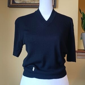 New Old Stock 1950s Short Sleeve Sweater Black Soft V-Neck Size M Acrylic